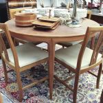 727 8429 DINING ROOM SET